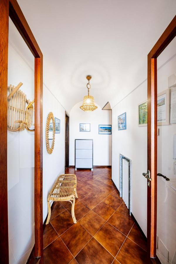 Appartamento Anna In Villa Laura สกาลา ภายนอก รูปภาพ