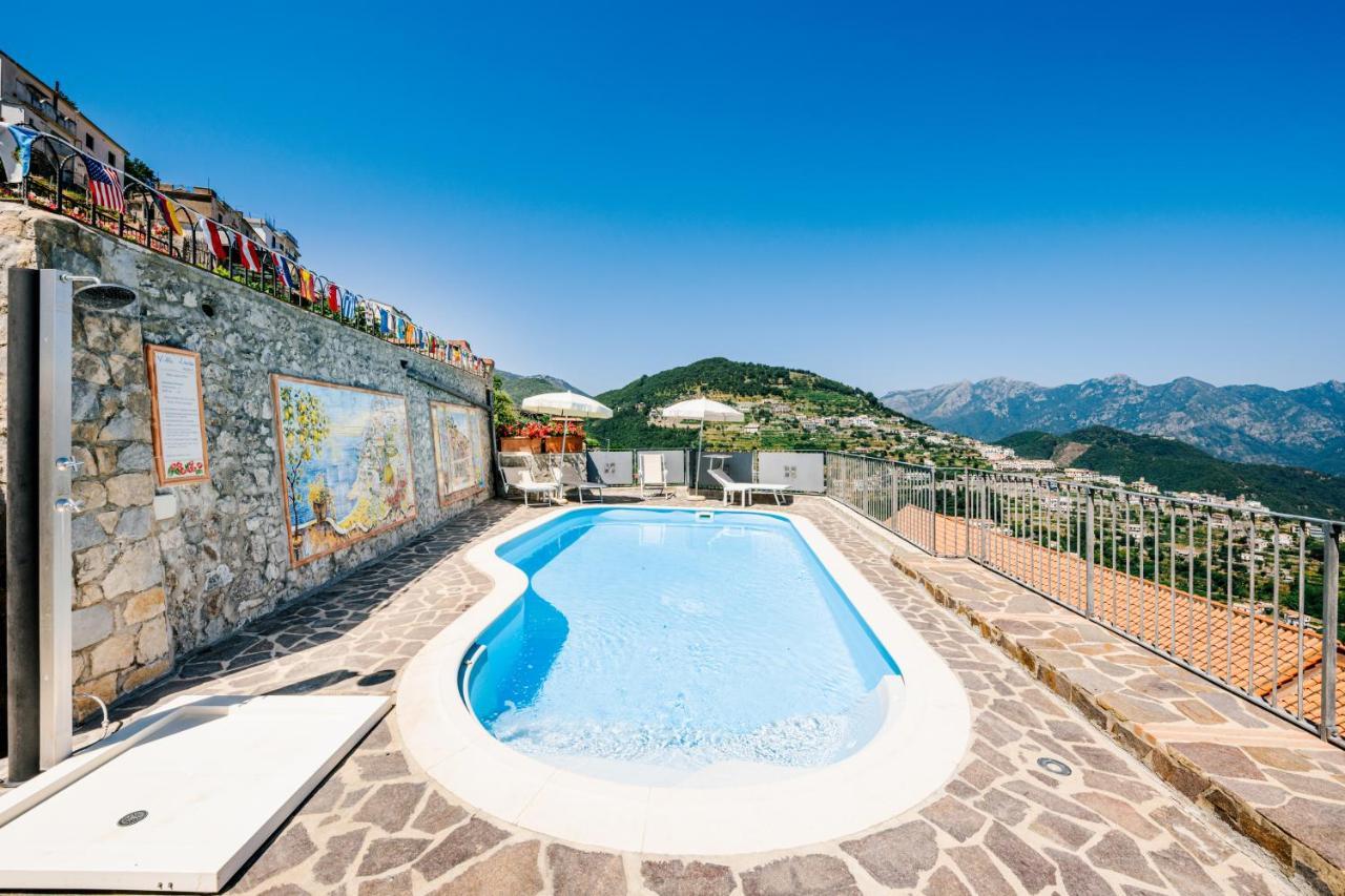 Appartamento Anna In Villa Laura สกาลา ภายนอก รูปภาพ